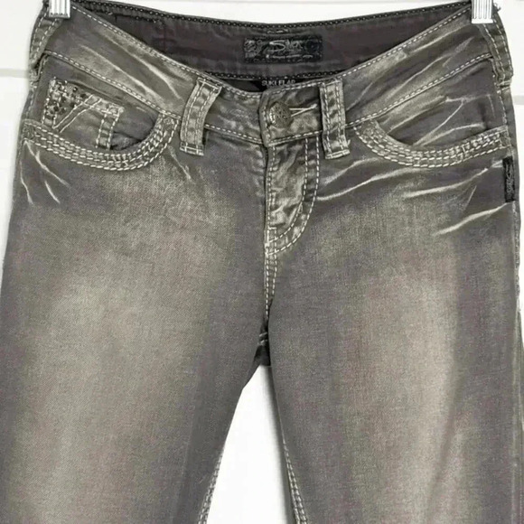Silver Jeans Womens Grey Suki Flap Skinny Size 26x31 Distressed Soft Denim - Picture 3 of 12